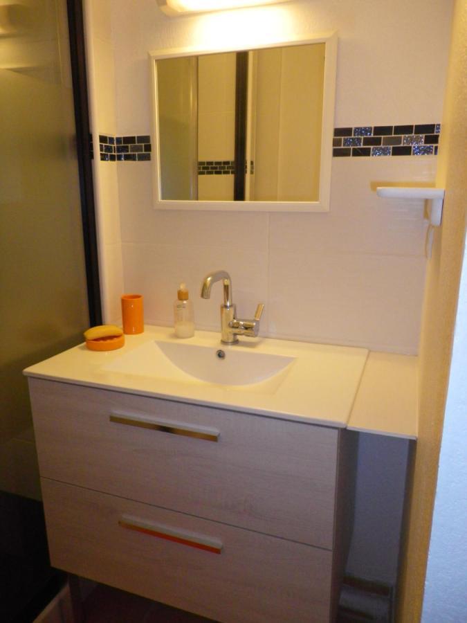 Amarine Joli T3 Centre Ville Terrasse Parking Et Velos Сет Екстериор снимка