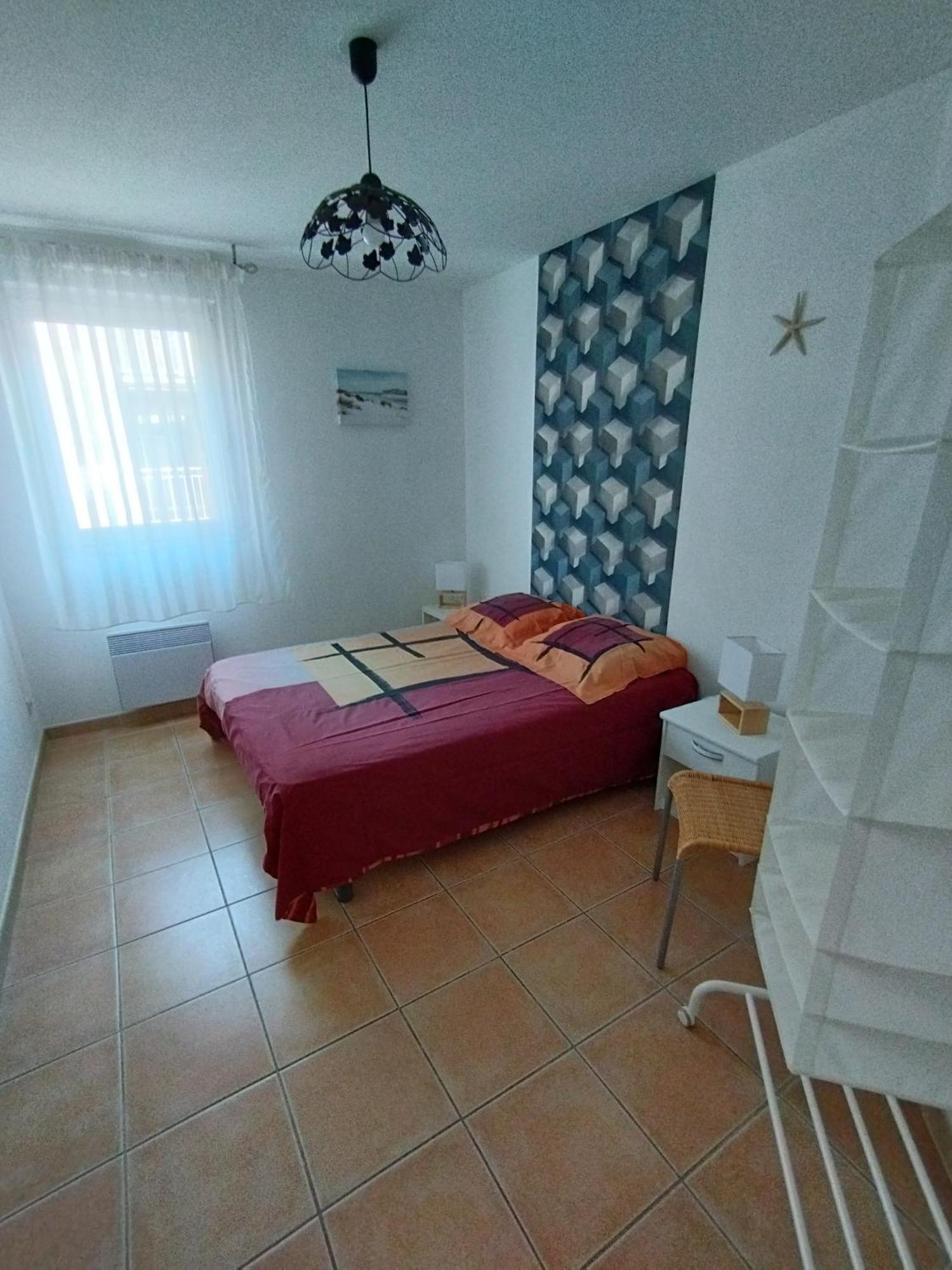 Amarine Joli T3 Centre Ville Terrasse Parking Et Velos Сет Екстериор снимка